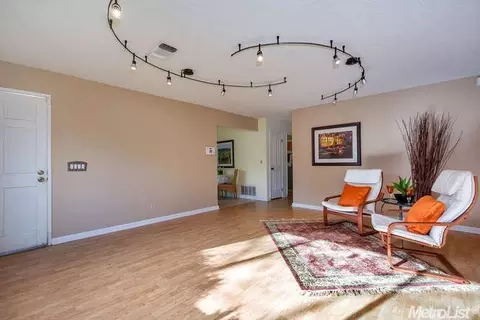 2827 Danube Ave, Davis, CA 95616 photo 4
