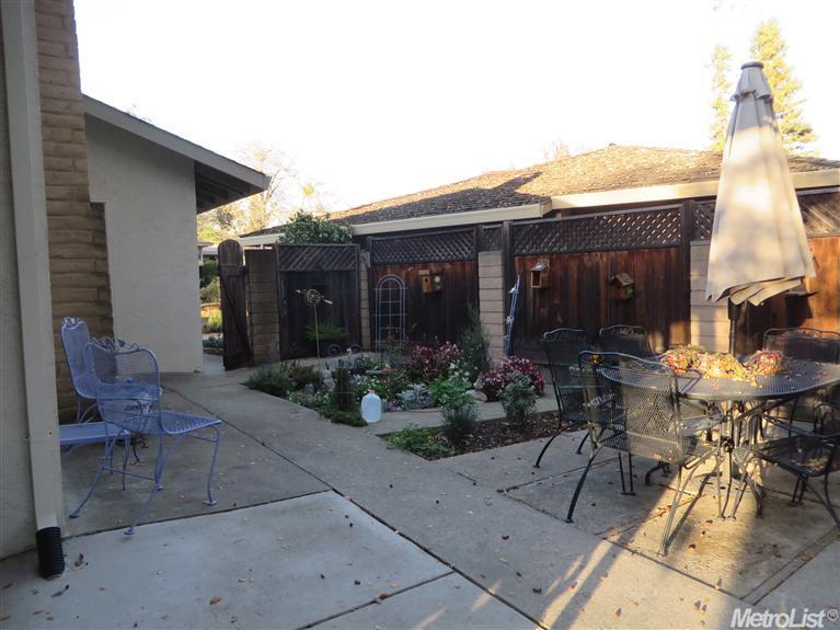 4217 Stencar Dr, Fair Oaks, CA 95628 photo 17