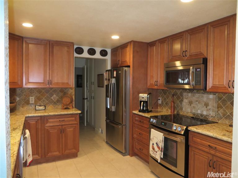 4217 Stencar Dr, Fair Oaks, CA 95628 photo 4