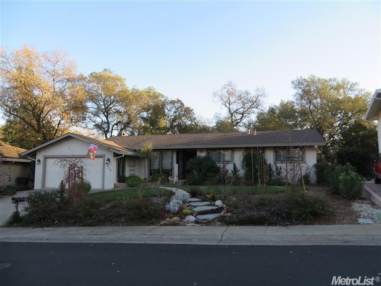 4217 Stencar Dr, Fair Oaks, CA 95628 photo 1