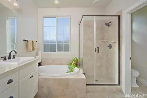 1107 Pistachio Ct, Davis, CA 95618 photo 15
