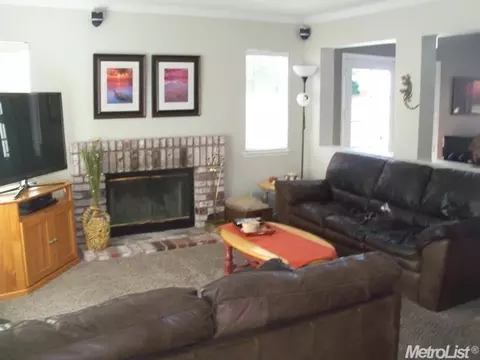 974 Tom Fowler Dr, Tracy, CA 95377 photo 6