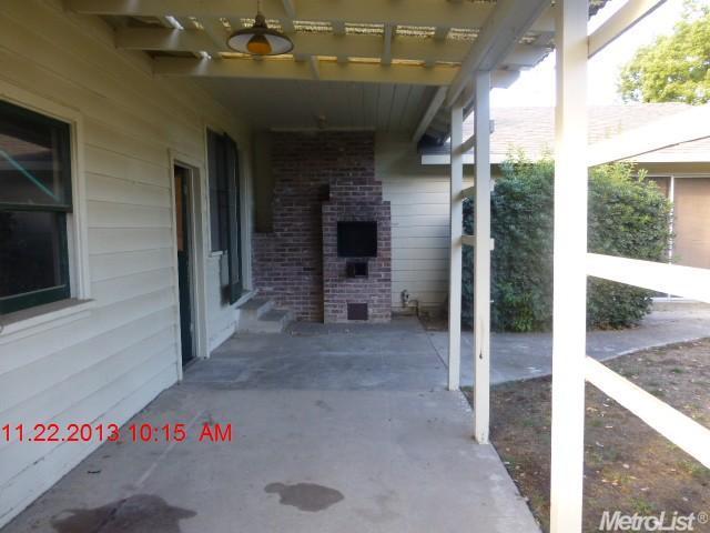 631 Louie, Lodi, CA 95240 photo 2
