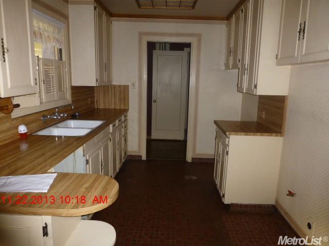 631 Louie, Lodi, CA 95240 photo 14