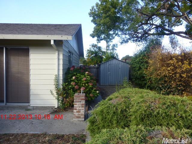631 Louie, Lodi, CA 95240 photo 18