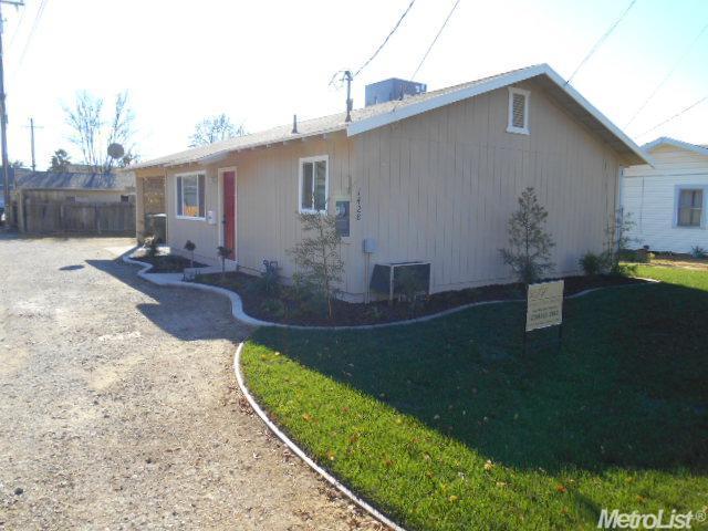 1428 Merced, Newman, CA 95360 photo 3