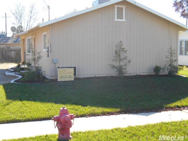1428 Merced, Newman, CA 95360 photo 4