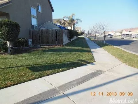 307 Albert Dr, Merced, CA 95340 photo 6