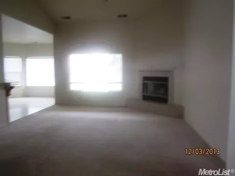 1318 Luke Dr, Merced, CA 95340 photo 2