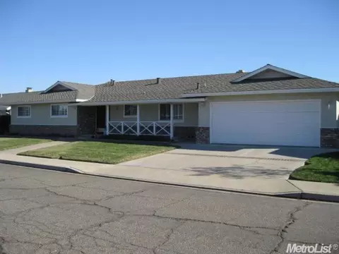 620 Corello St, Turlock, CA 95380 photo 1