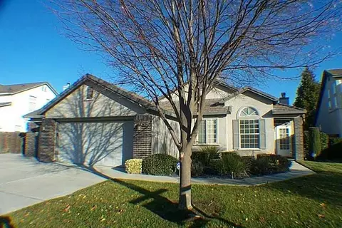 1815 Hastings Dr, Manteca, CA 95336 photo 1