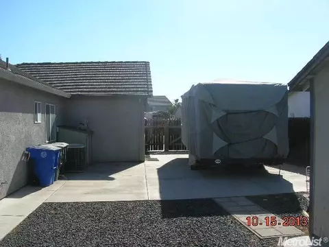 1815 Hastings Dr, Manteca, CA 95336 photo 5