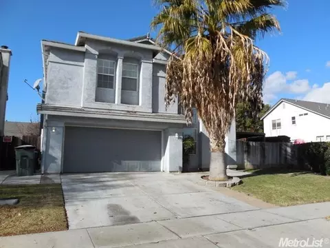 3015 Starboard Way, Ceres, CA 95307 photo 2