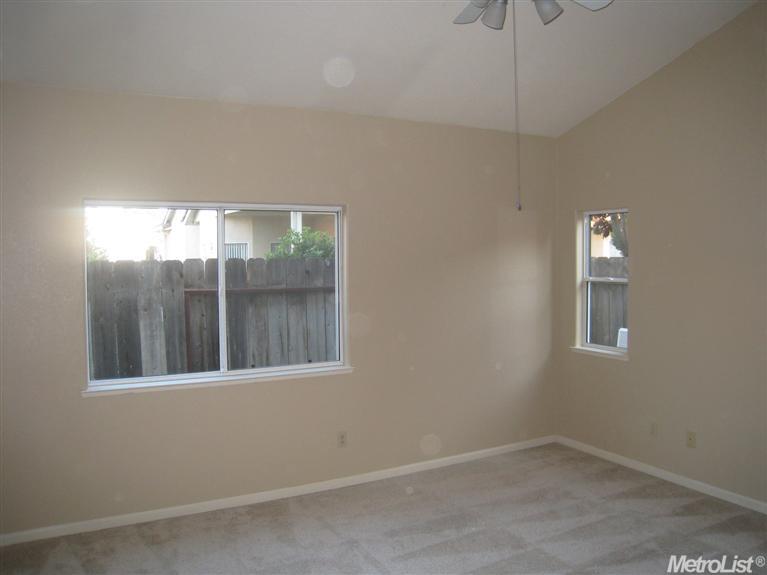 2480 Hogan Dr, Turlock, CA 95382 photo 17