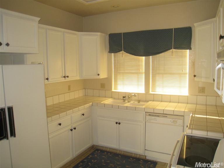 2480 Hogan Dr, Turlock, CA 95382 photo 9