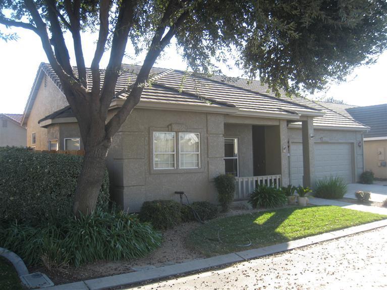 2480 Hogan Dr, Turlock, CA 95382 photo 4