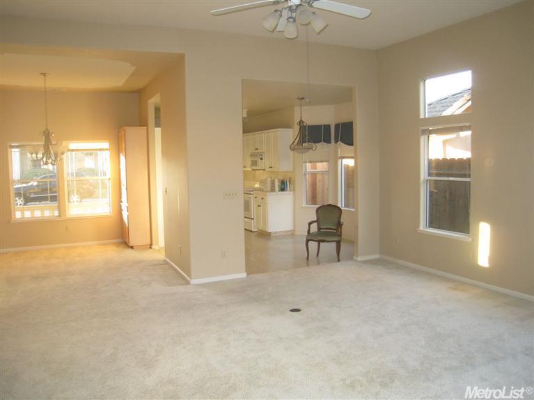 2480 Hogan Dr, Turlock, CA 95382 photo 11