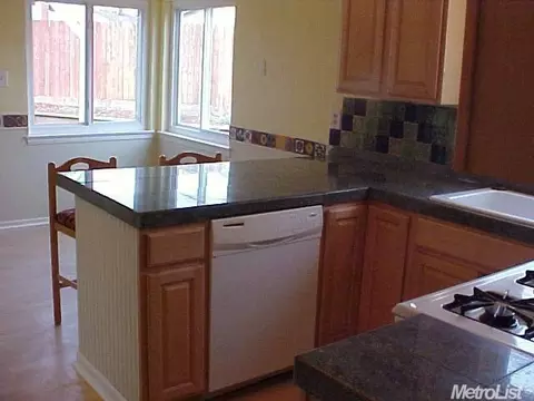 6209 Templeton Dr, Carmichael, CA 95608 photo 6