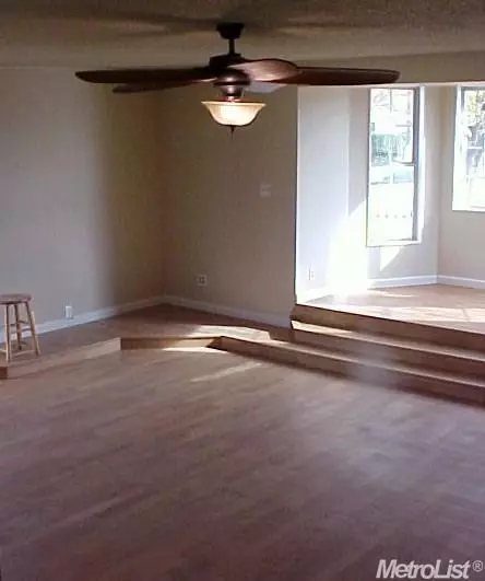 6209 Templeton Dr, Carmichael, CA 95608 photo 7