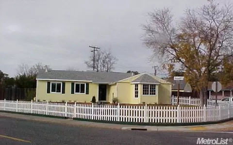 6209 Templeton Dr, Carmichael, CA 95608 photo 1