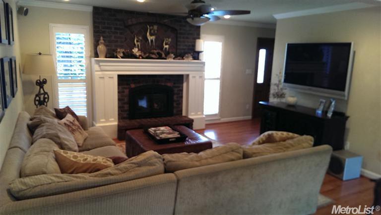 2106 Sunwest Dr, Lodi, CA 95242 photo 2
