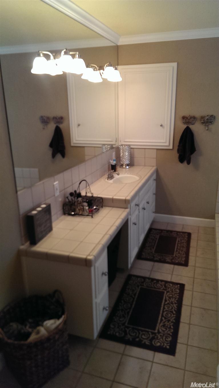 2106 Sunwest Dr, Lodi, CA 95242 photo 14