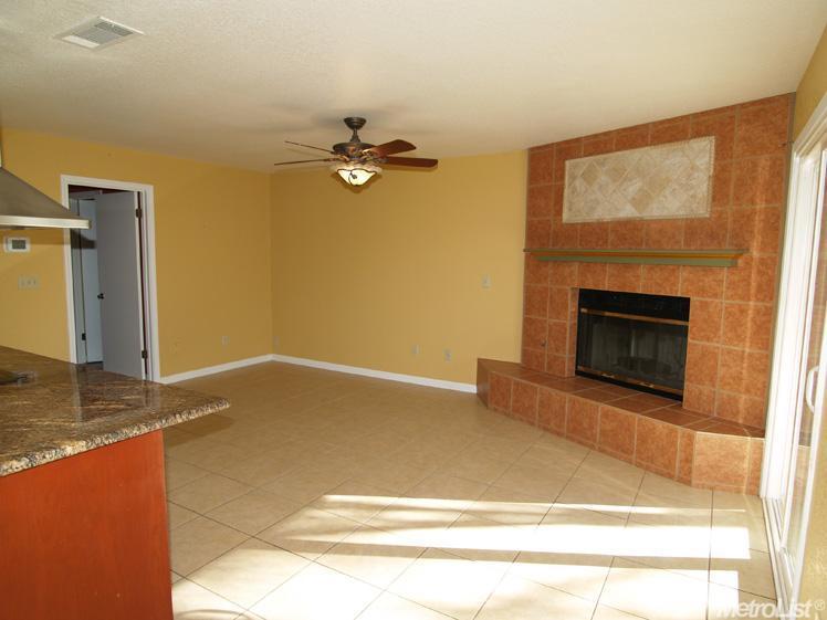 836 Nancy Dr, Ripon, CA 95366 photo 7