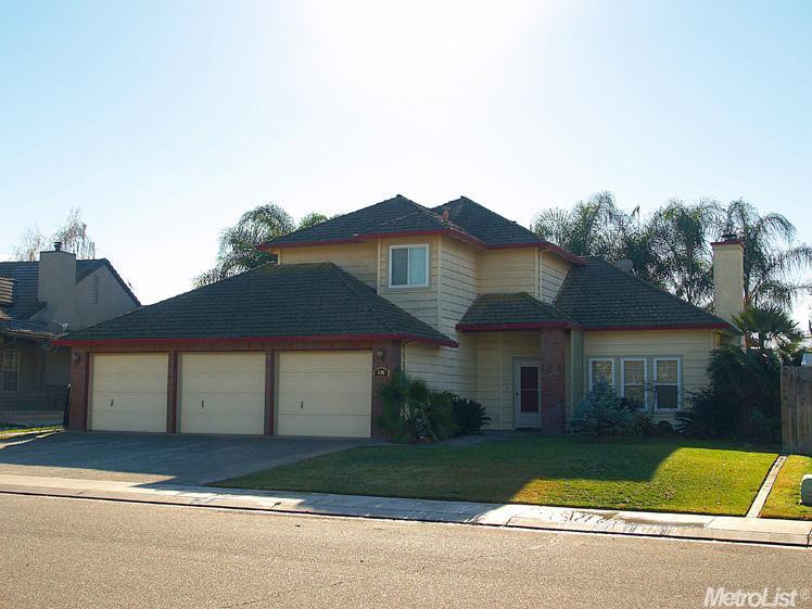 836 Nancy Dr, Ripon, CA 95366 photo 1