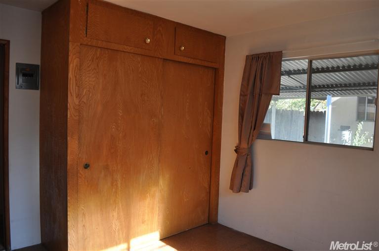 110 S Veach Ave, Manteca, CA 95337 photo 5