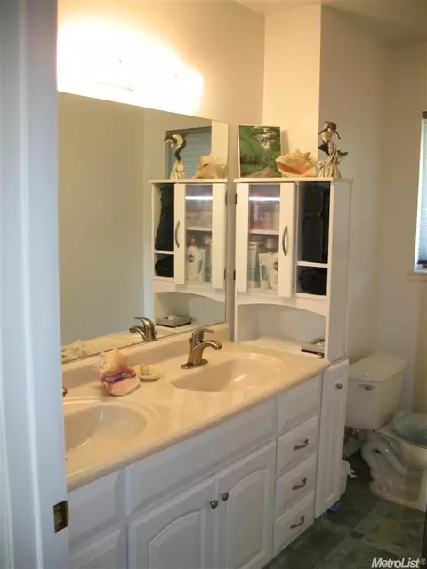 1720 Angelene Dr, Modesto, CA 95355 photo 11