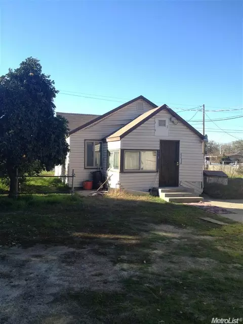 1604 Grimes Ave, Modesto, CA 95358 photo 1