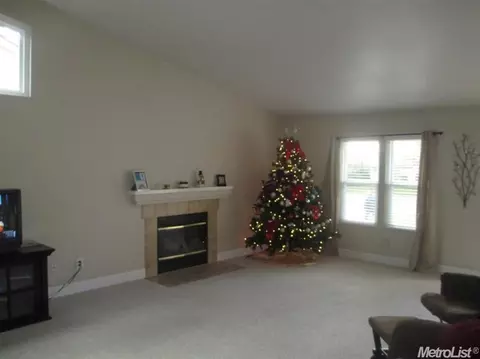 448 Ansonville Ln, Modesto, CA 95357 photo 2