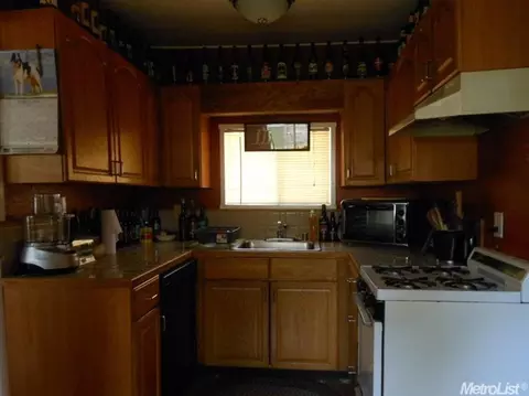 108 Virginia Ave, Modesto, CA 95354 photo 15