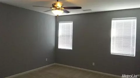 424 Renaissance Ave, Lathrop, CA 95330 photo 13