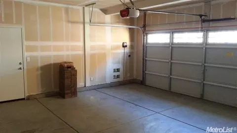 424 Renaissance Ave, Lathrop, CA 95330 photo 18