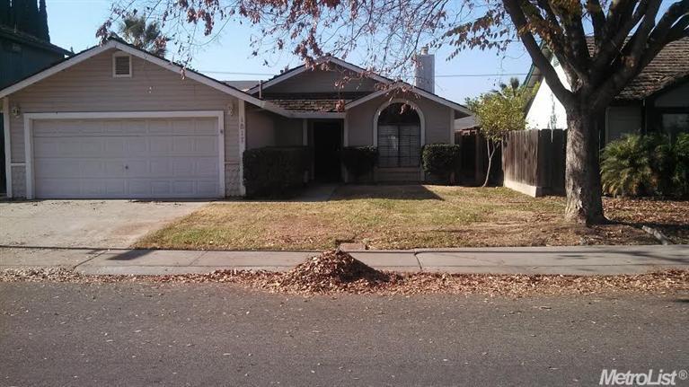 1817 Walpole Dr, Modesto, CA 95358 photo 2