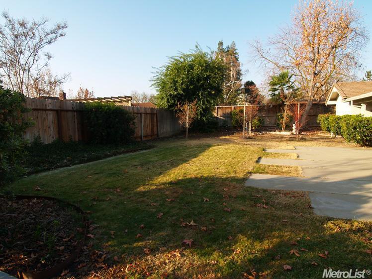 504 Andover Ln, Modesto, CA 95350 photo 18