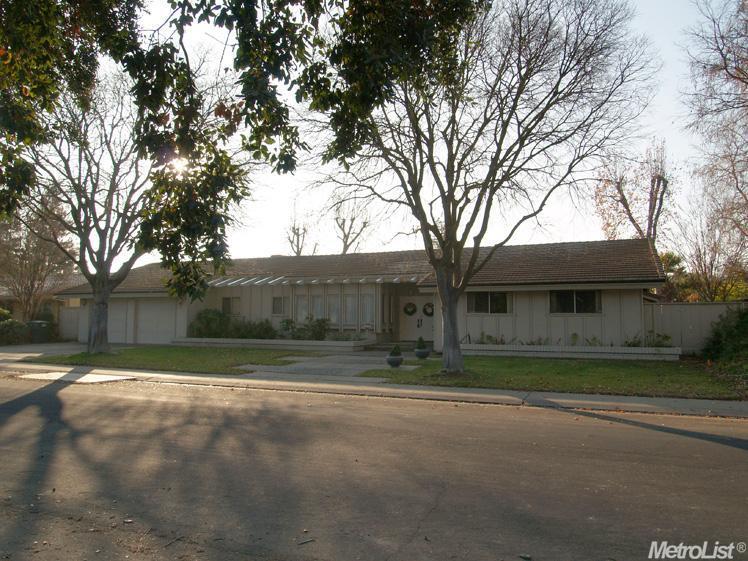 504 Andover Ln, Modesto, CA 95350 photo 2
