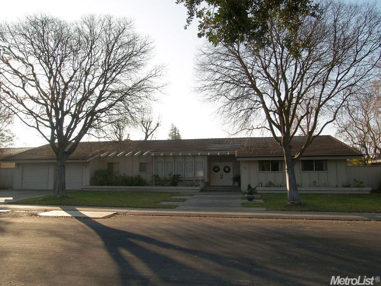 504 Andover Ln, Modesto, CA 95350 photo 1