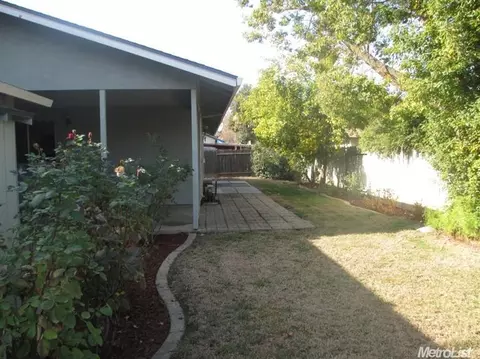 2721 E Orangeburg Ave, Modesto, CA 95355 photo 13