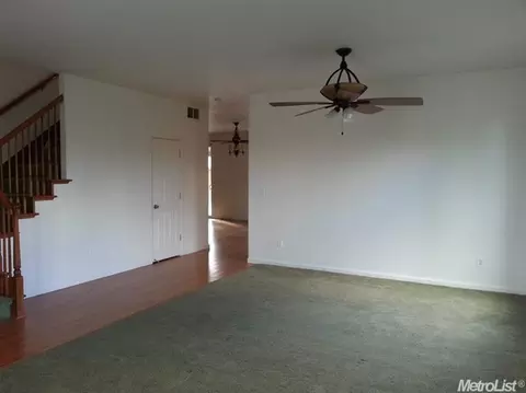 2125 Maid Mariane, Modesto, CA 95355 photo 2
