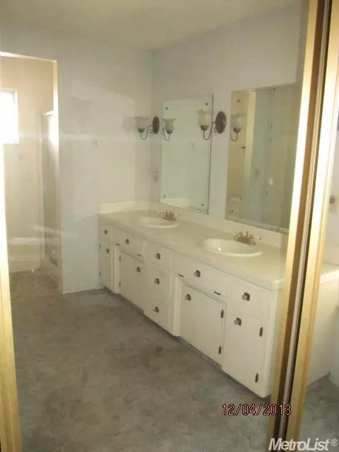 3605 Rexford Dr, Modesto, CA 95356 photo 11