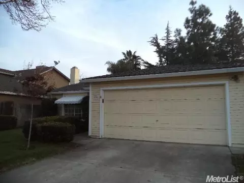904 Panoche, Modesto, CA 95358 photo 2