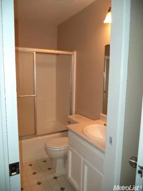904 Panoche, Modesto, CA 95358 photo 11