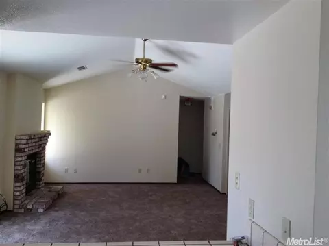 1136 Floyd Ave, Modesto, CA 95350 photo 6