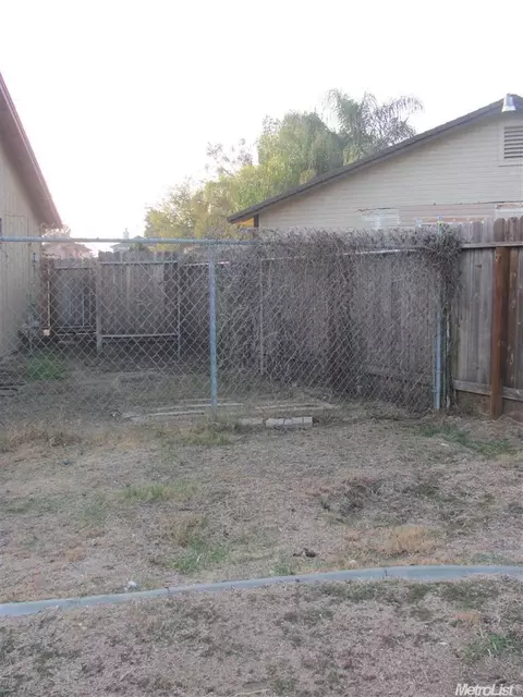 1000 Pelham Pl, Modesto, CA 95358 photo 15