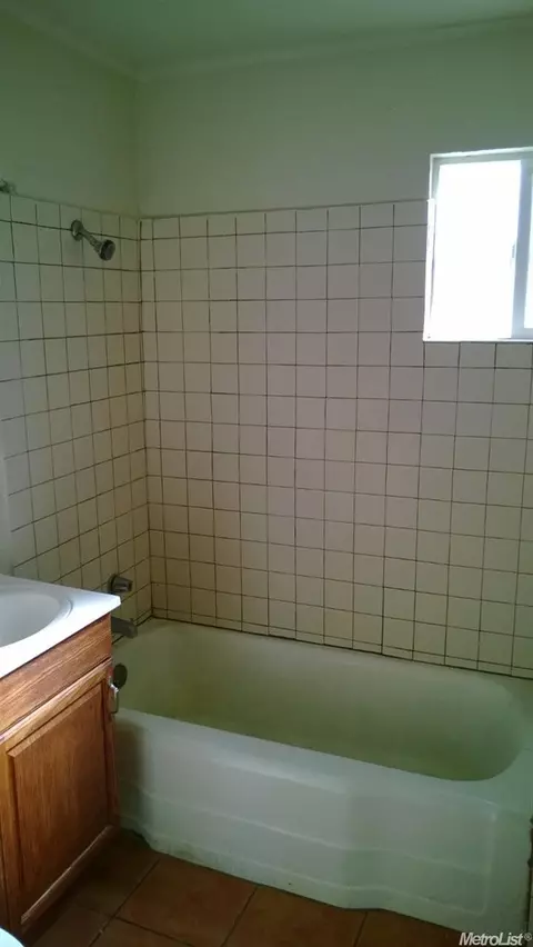 1520 Mono Dr, Modesto, CA 95354 photo 6
