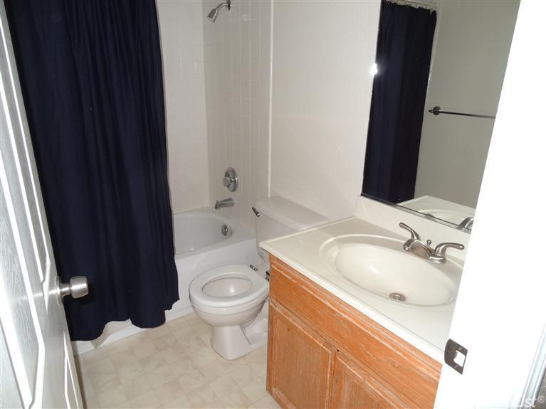 4205 Wincanton Rd, Salida, CA 95368 photo 9