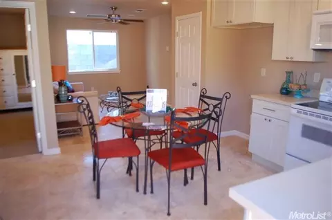 1220 Sycamore Ave, Modesto, CA 95350 photo 12