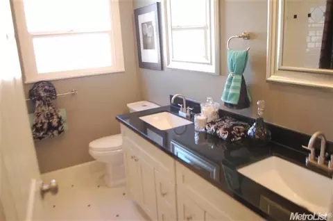 1220 Sycamore Ave, Modesto, CA 95350 photo 7